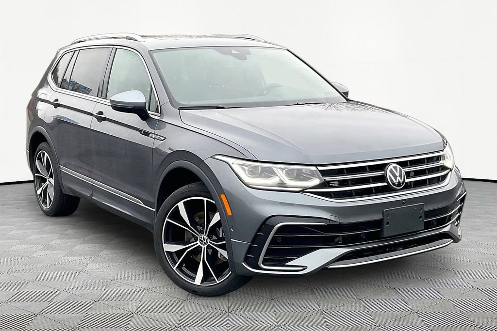 Used 2022 Volkswagen Tiguan SEL R-Line image 3