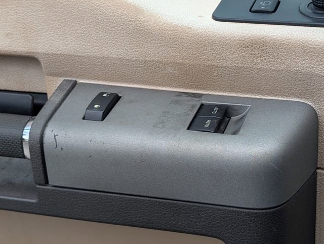 Used 2014 Ford F250 Lariat w/ Chrome Package image 28