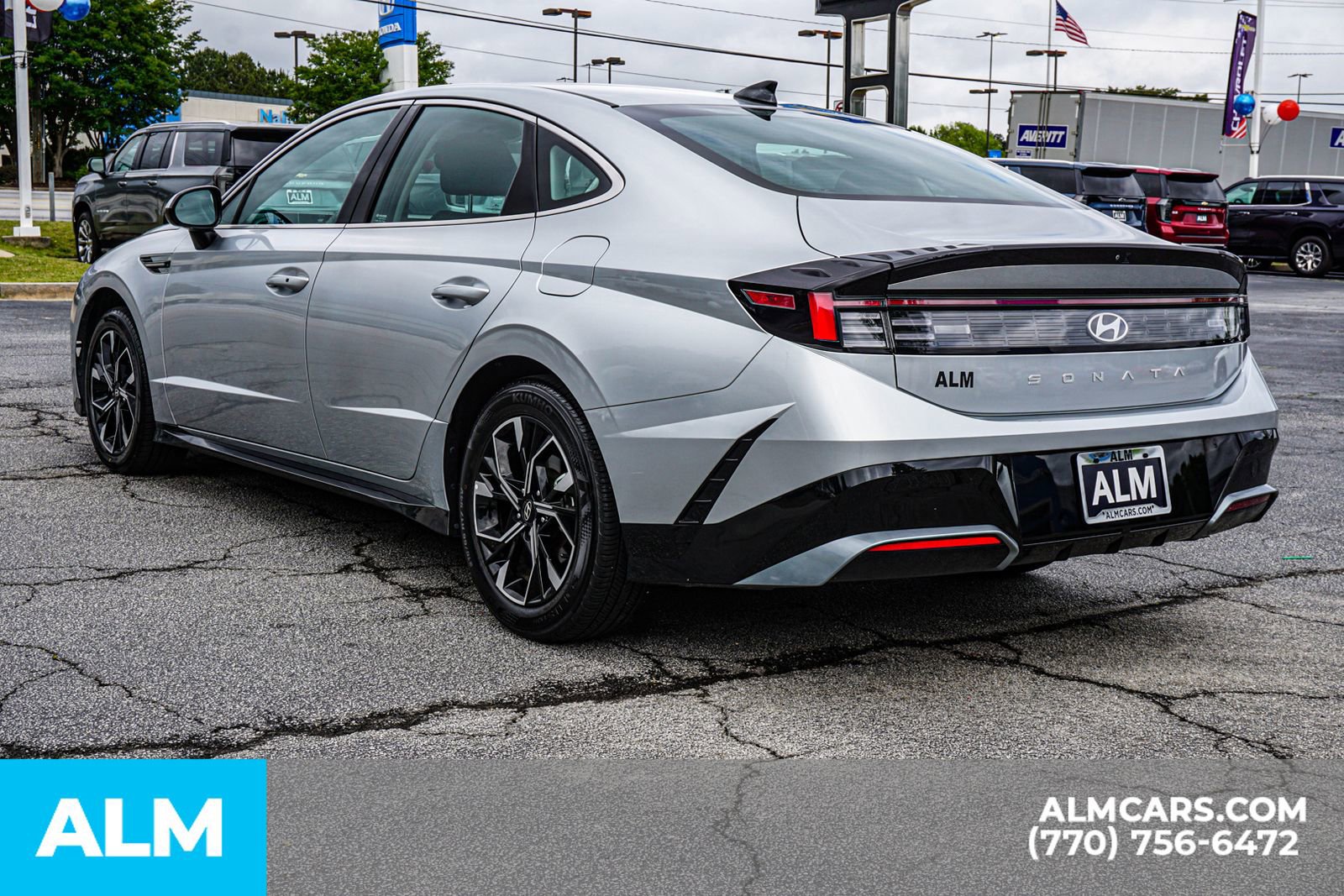 Used 2025 Hyundai Sonata SEL FWD image 8