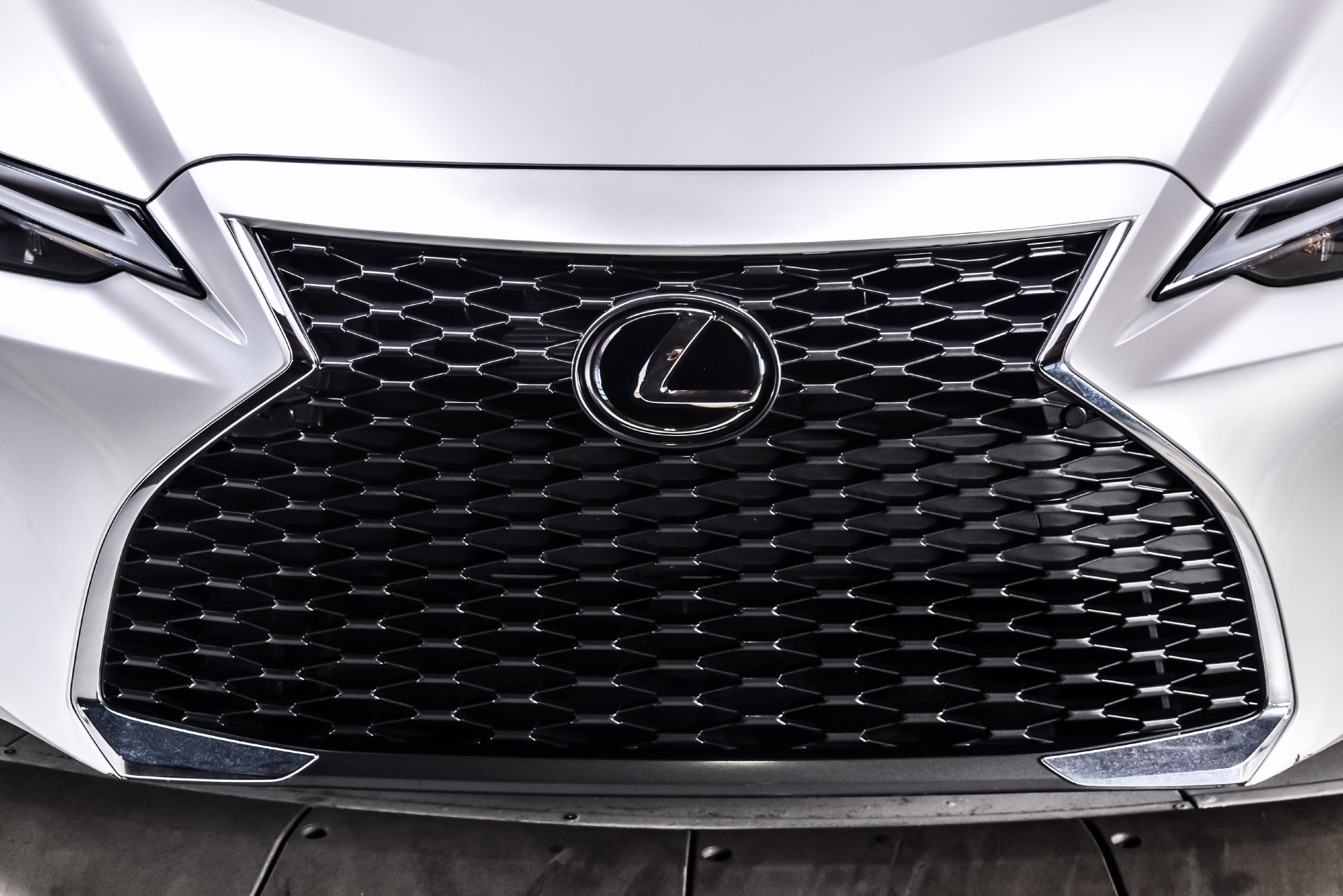 Used 2023 Lexus IS 300 w/ Premium Package RWD image 8