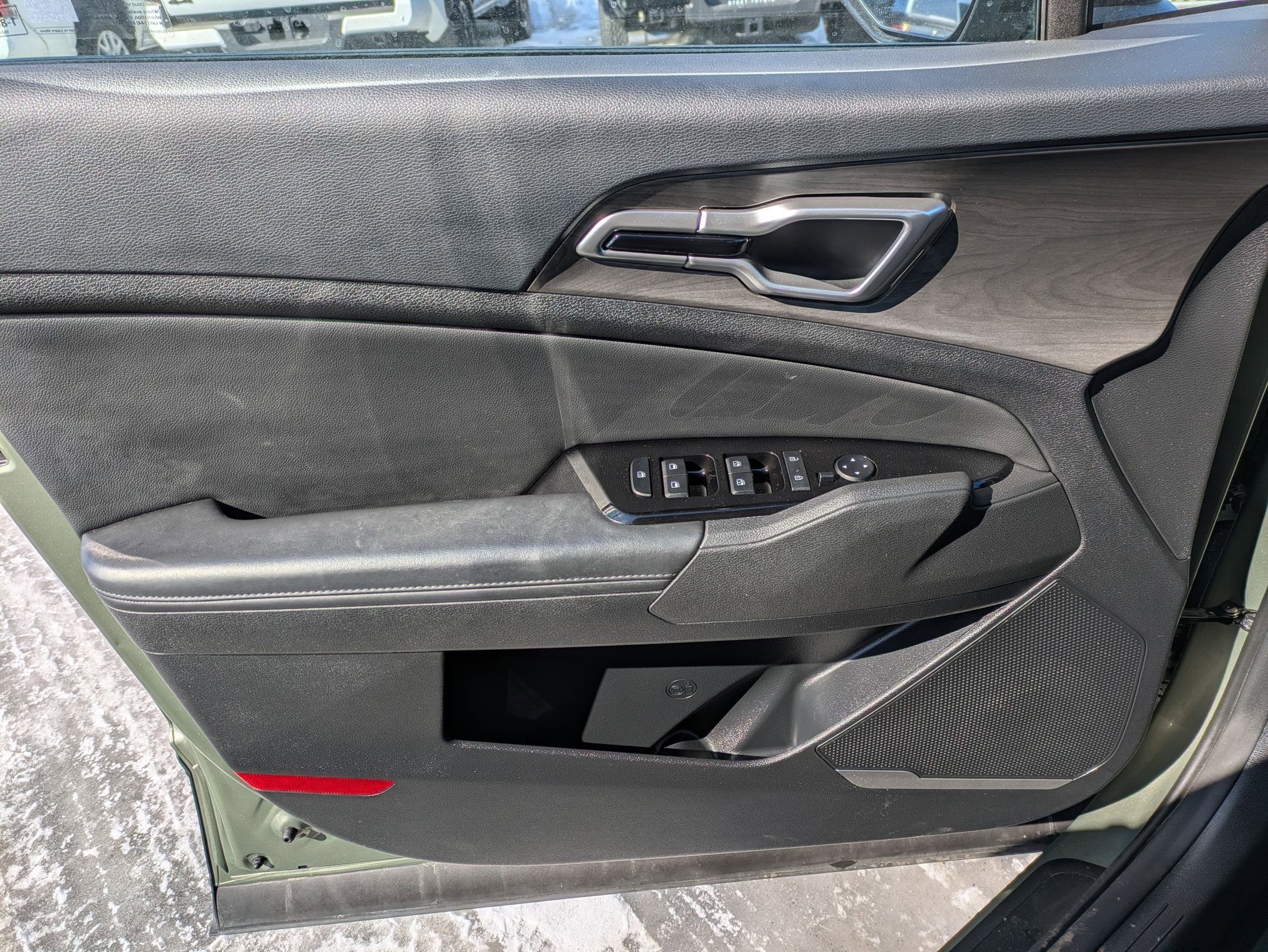 Used 2024 Kia Sportage X-Line w/ X-Line Premium Package image 6