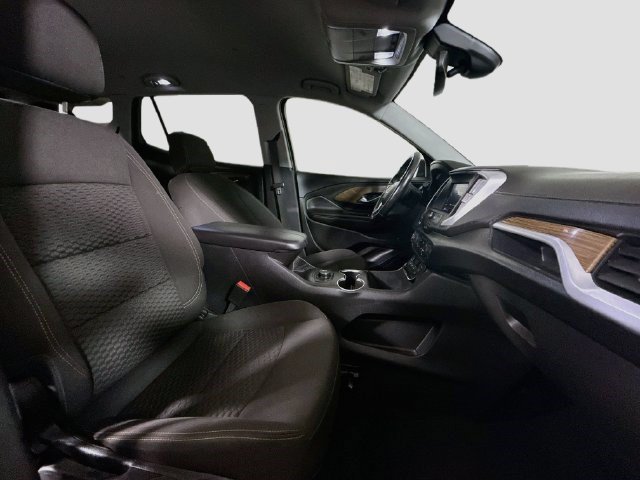Used 2020 GMC Terrain SLE FWD image 28