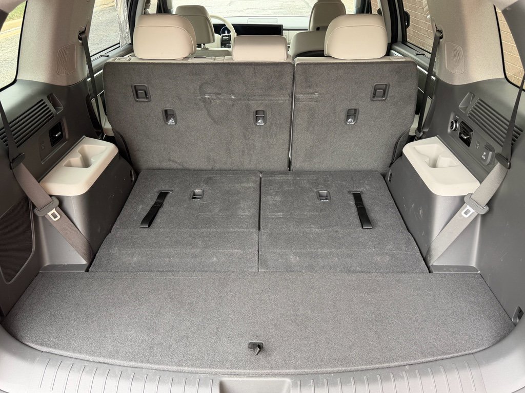 Used 2024 Hyundai Santa Fe Limited image 14