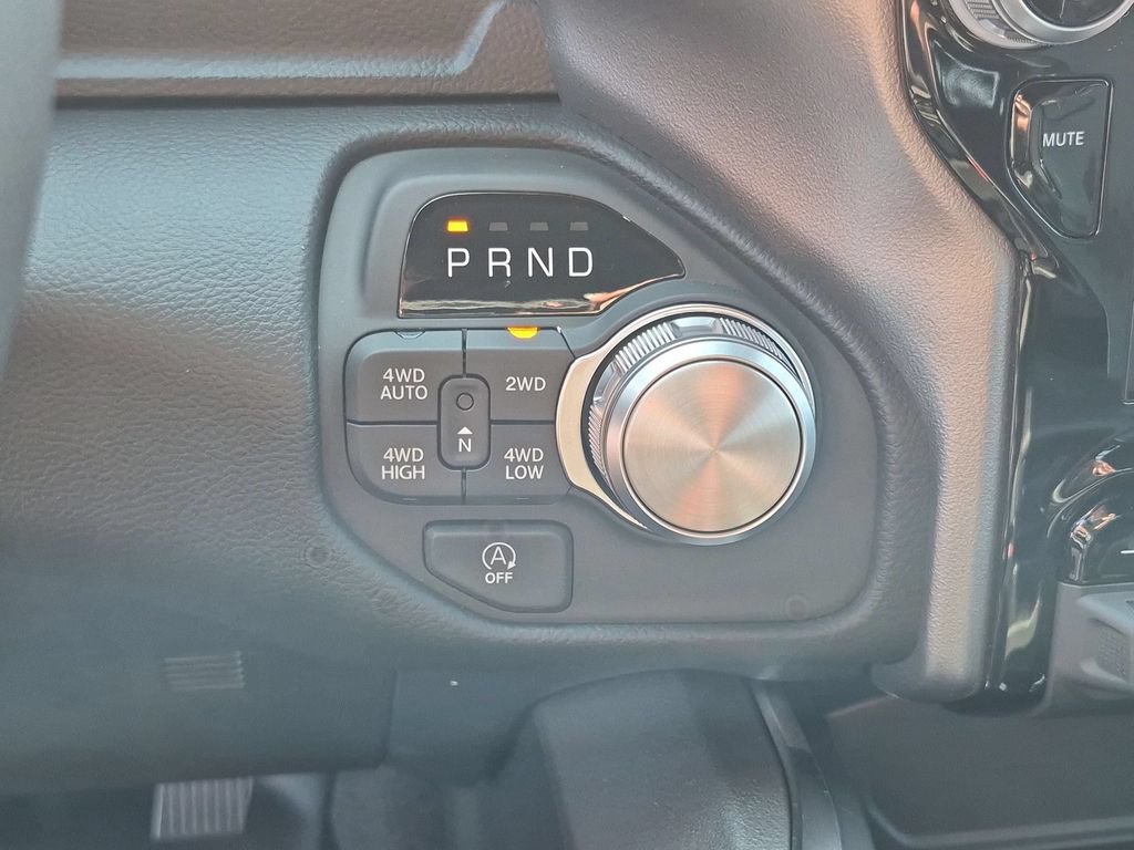 New 2027 RAM 1500 Laramie w/ Night Edition AWD/4WD image 21