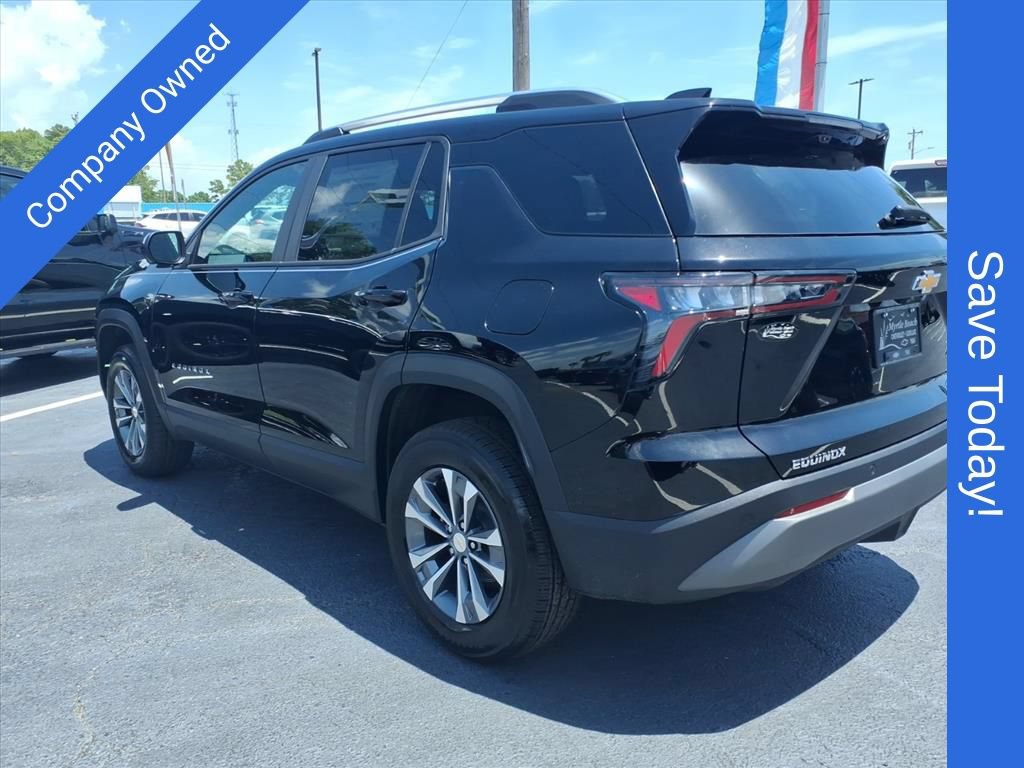 New 2027 Chevrolet Equinox LT w/ Convenience Package II FWD image 5