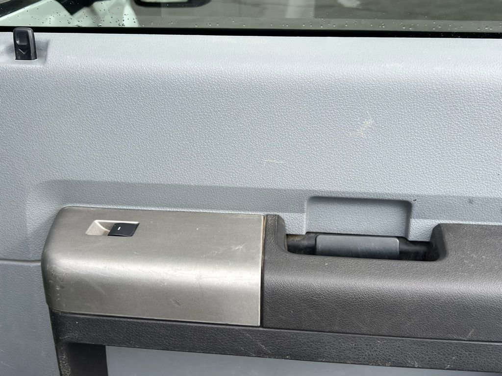 Used 2015 Ford F350 XLT image 16