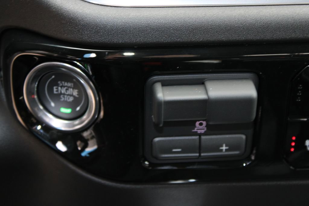 New 2026 Chevrolet Silverado 1500 LT w/ All Star Edition Plus image 39