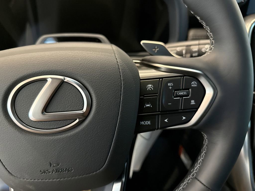 New 2026 Lexus LX 700h Overtrail AWD/4WD image 18