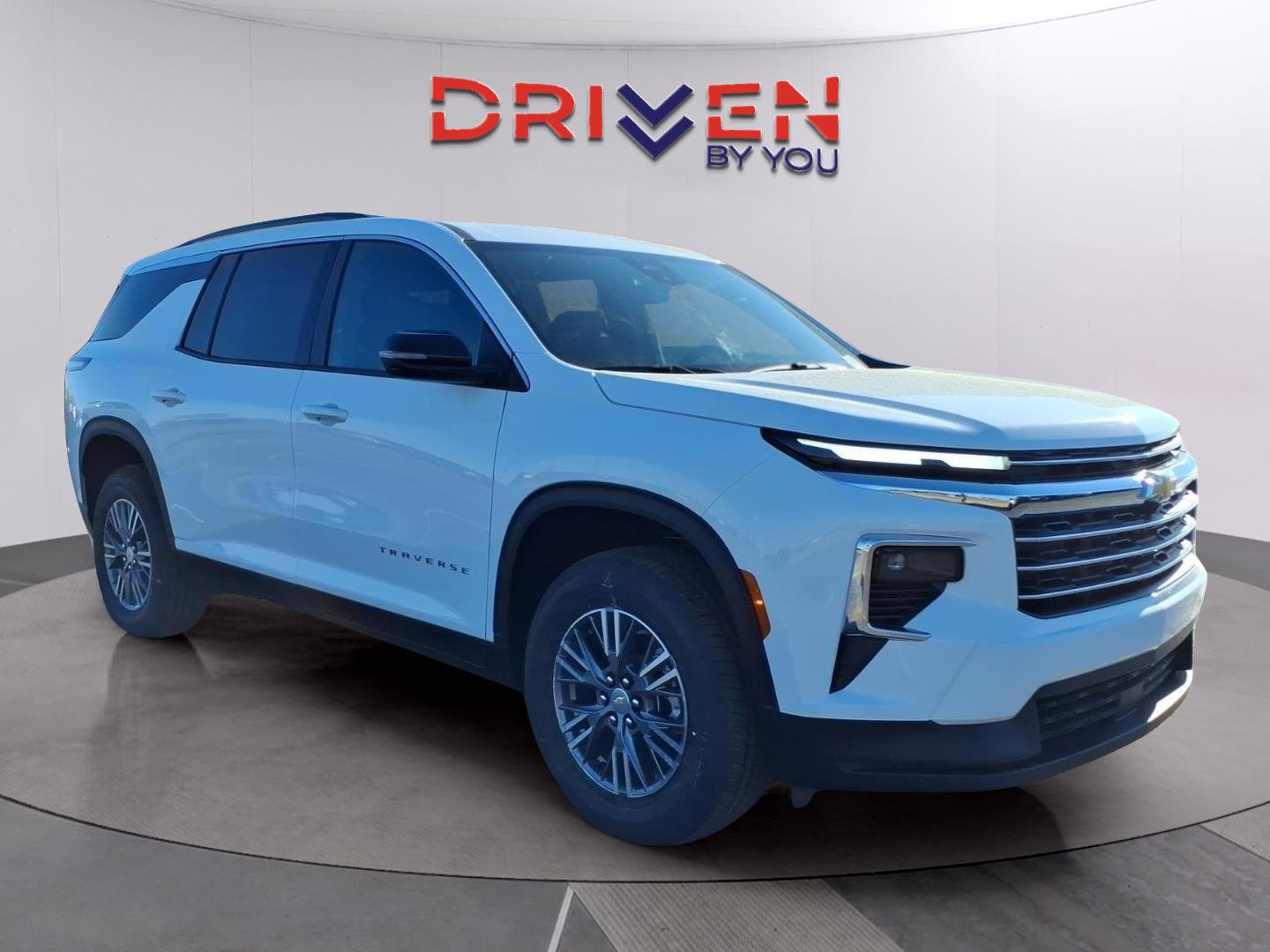 New 2026 Chevrolet Traverse LT image 7