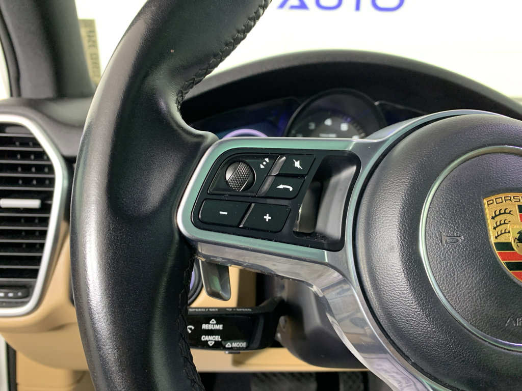 Used 2019 Porsche Cayenne image 19