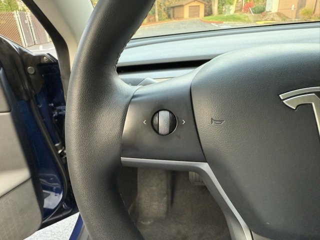 Used 2021 Tesla Model 3 Long Range image 11