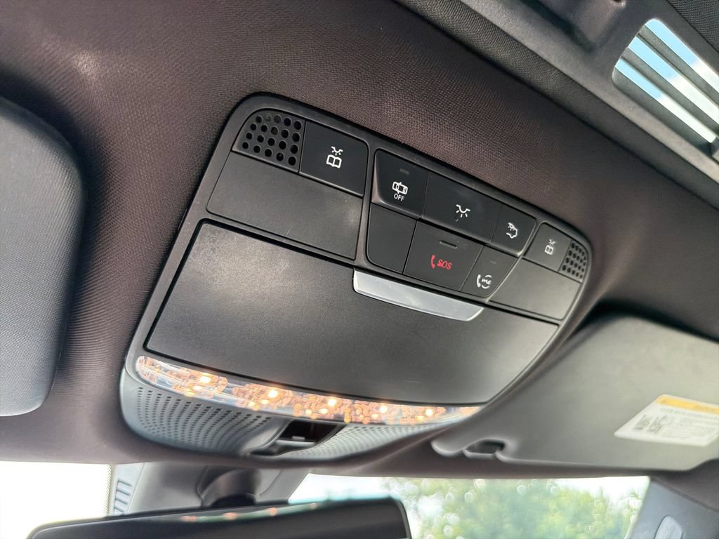 Used 2019 Mercedes-Benz C 300 Sedan w/ Premium Package image 31
