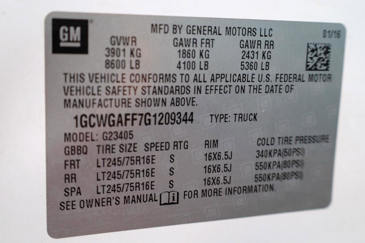 Used 2016 Chevrolet Express 2500 image 18