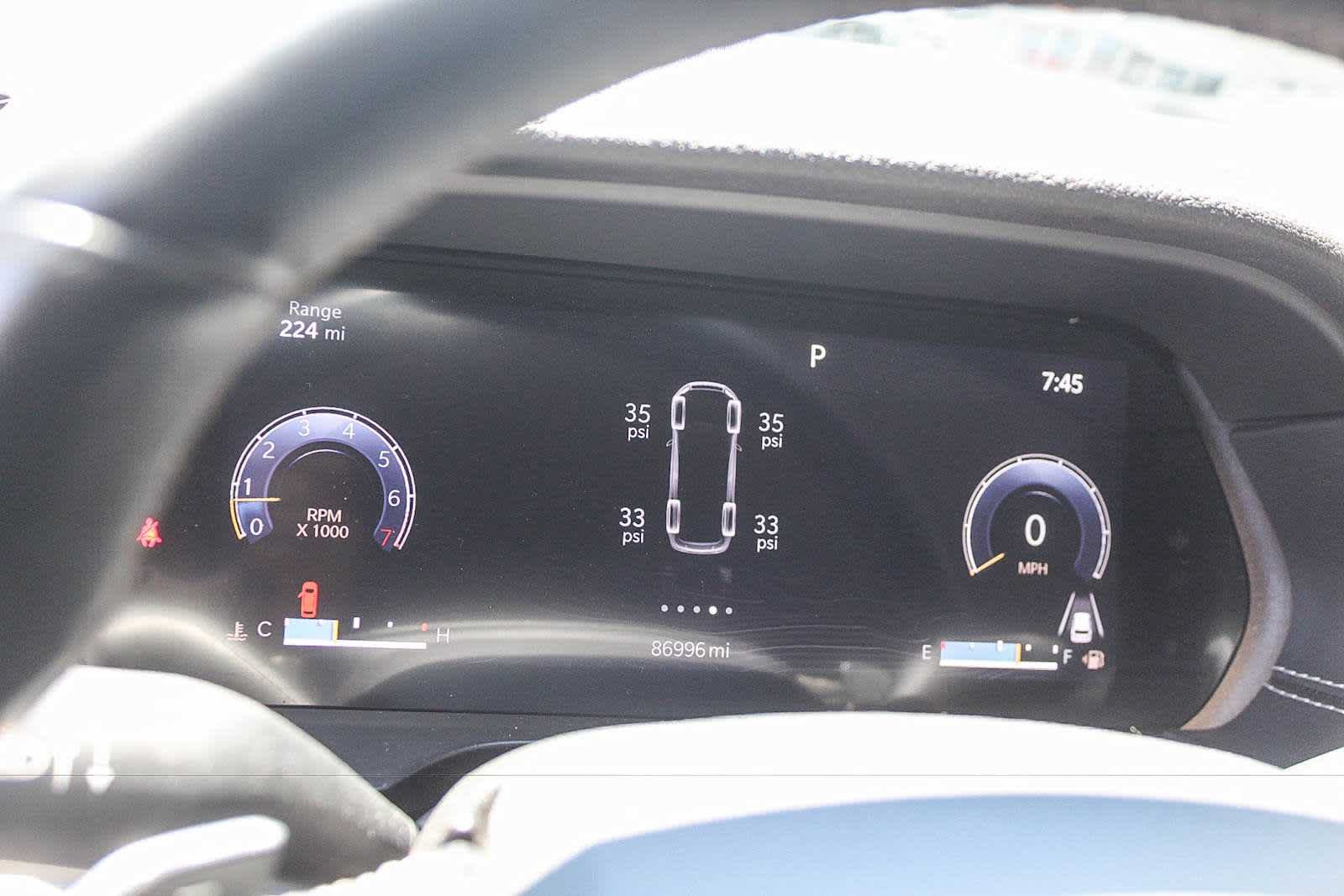 Used 2022 Jeep Grand Cherokee L Limited RWD image 21