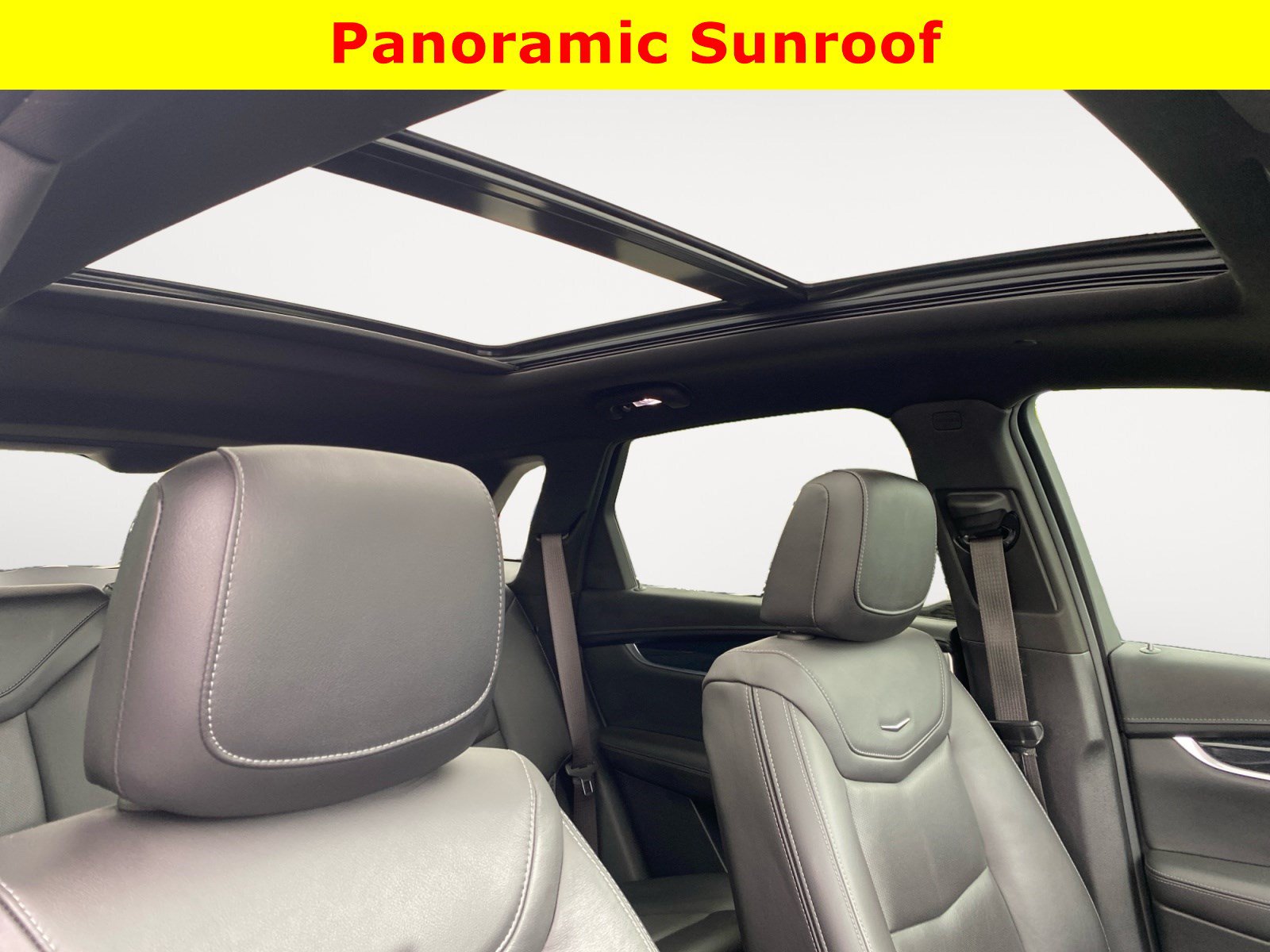 Used 2024 Cadillac XT5 Premium Luxury w/ Technology Package FWD image 20