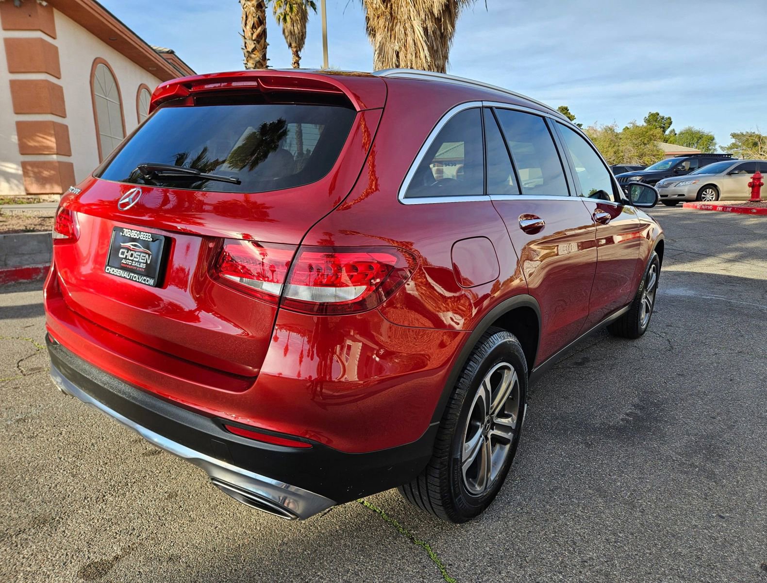 Used 2018 Mercedes-Benz GLC 300 w/ Premium Package image 7