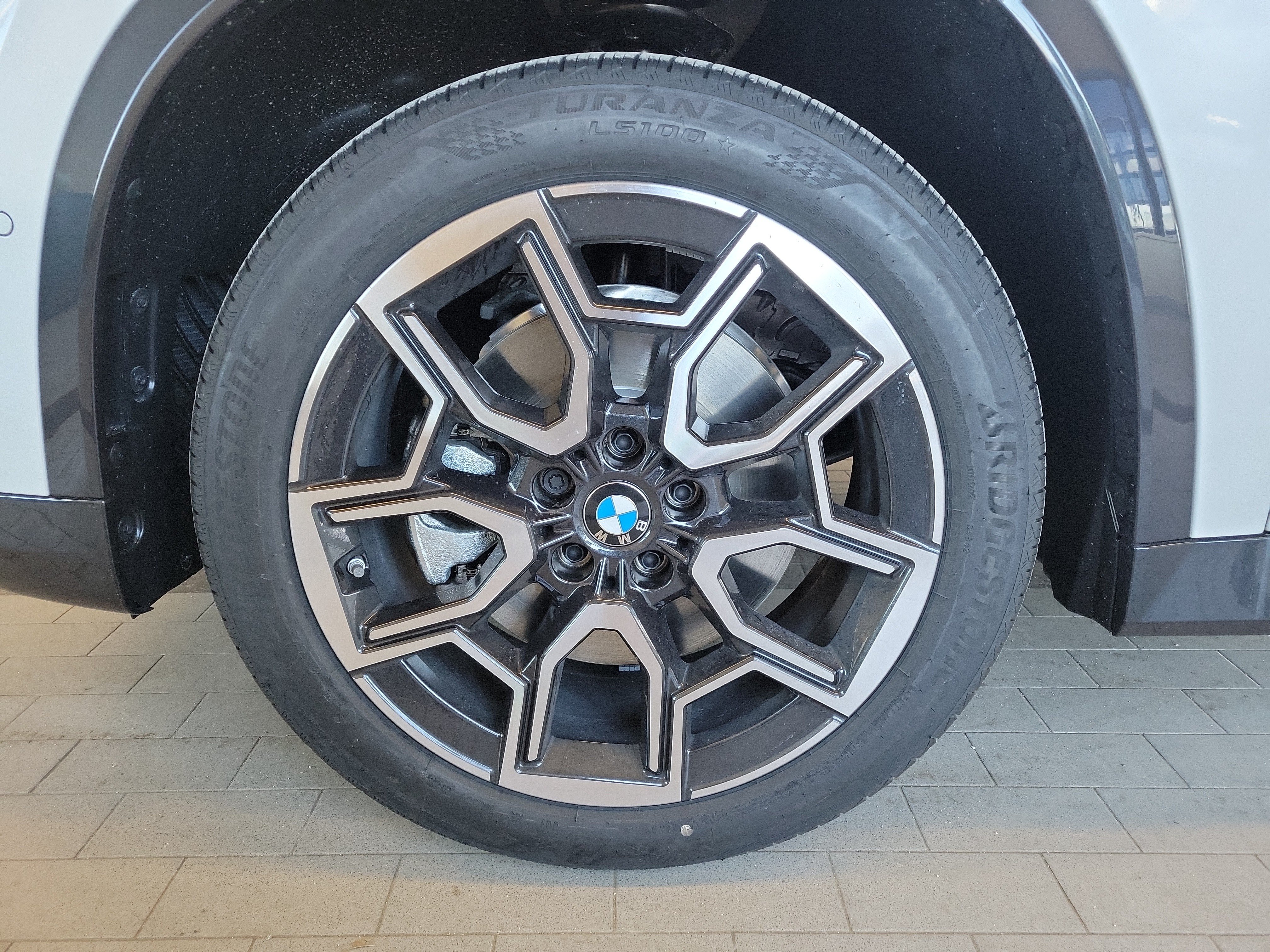 Used 2026 BMW X1 xDrive28i w/ Convenience Package AWD/4WD image 12