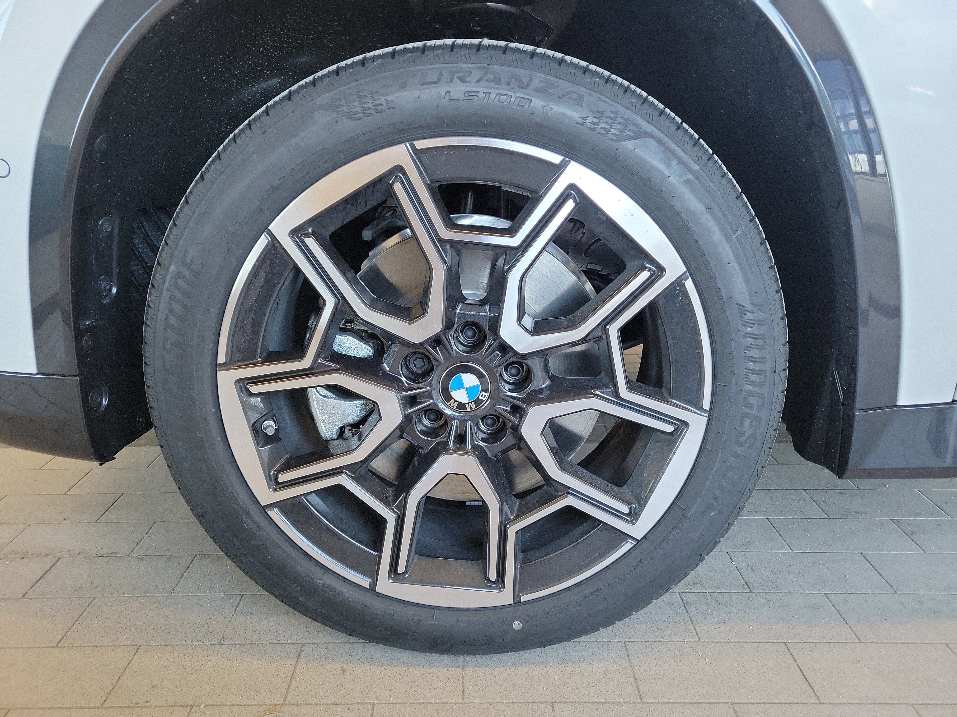 Used 2026 BMW X1 xDrive28i w/ Convenience Package AWD/4WD image 12