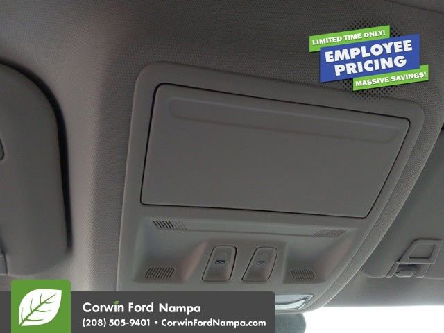 New 2025 Ford Escape SE w/ PHEV Premium Package FWD image 23