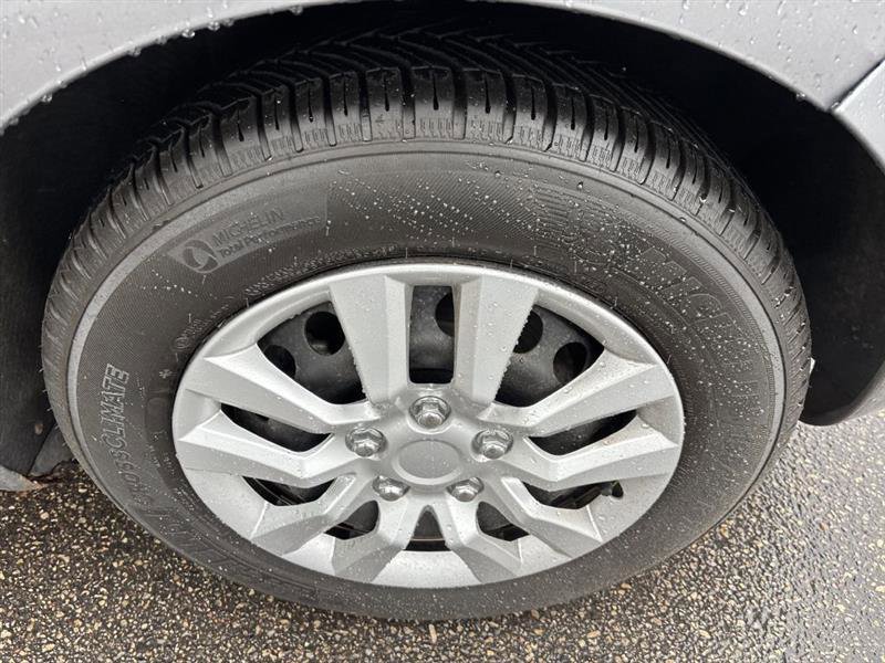 Used 2010 Volkswagen Golf 2-Door image 24