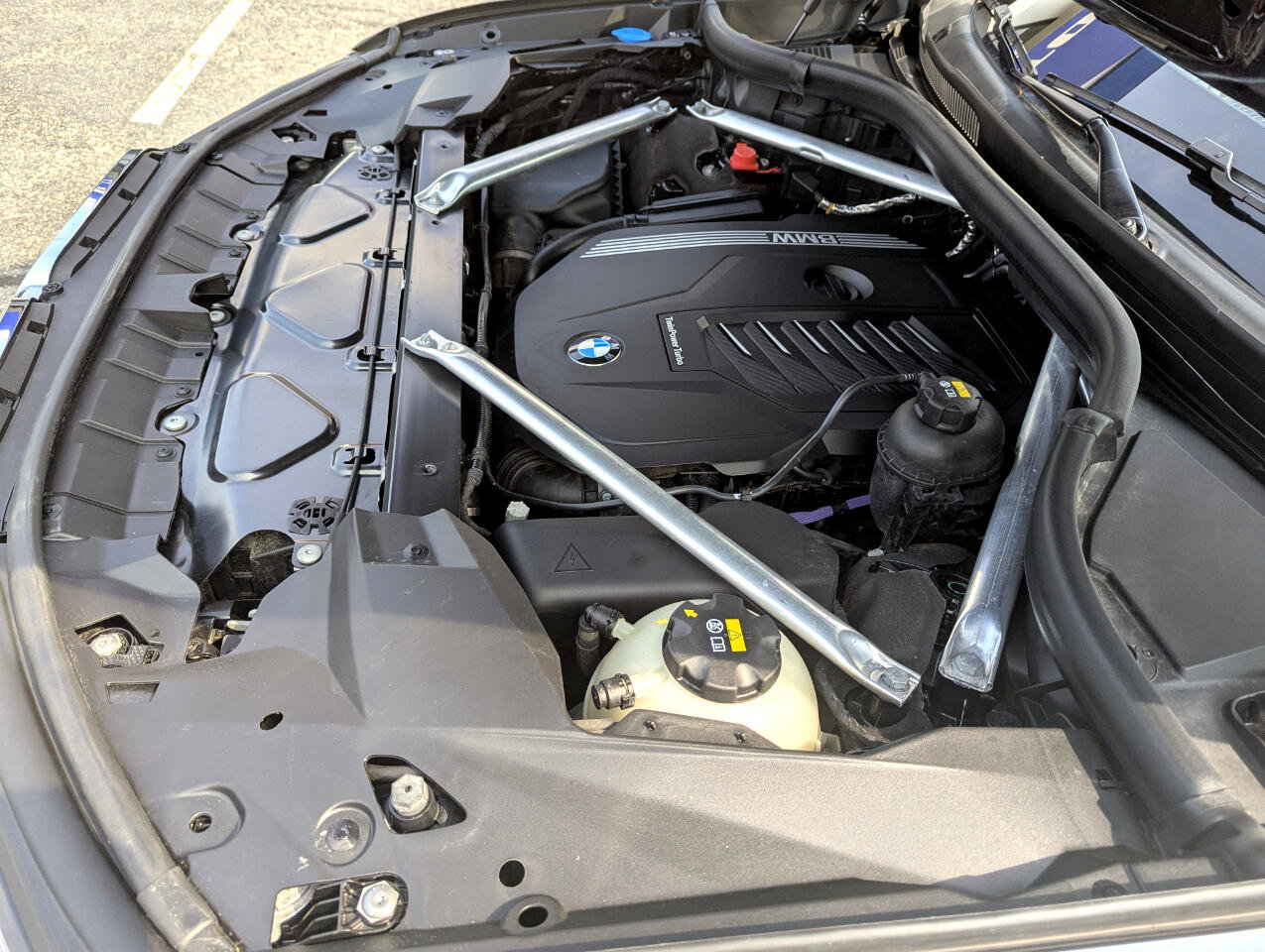 Used 2022 BMW X7 xDrive40i w/ Luxury Seating Package image 63