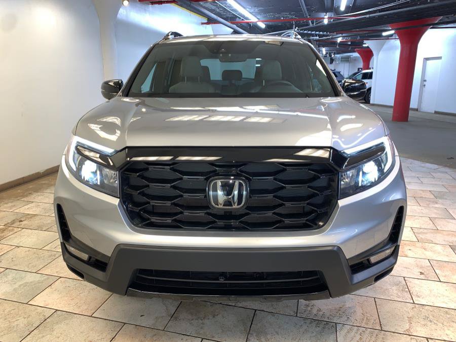 Used 2022 Honda Passport Elite image 3