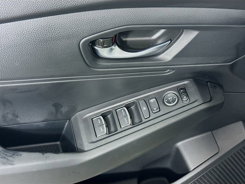 Used 2025 Honda Accord LX image 21