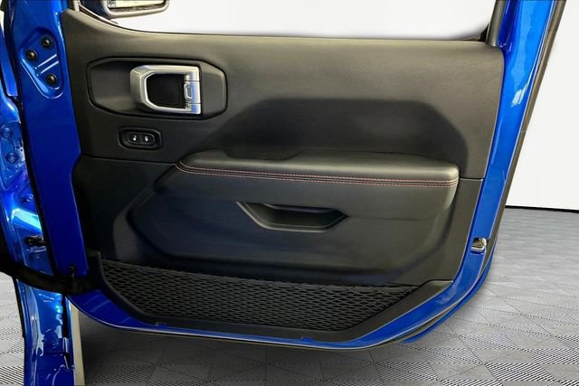 Used 2024 Jeep Wrangler Unlimited Rubicon w/ Capability Package image 27