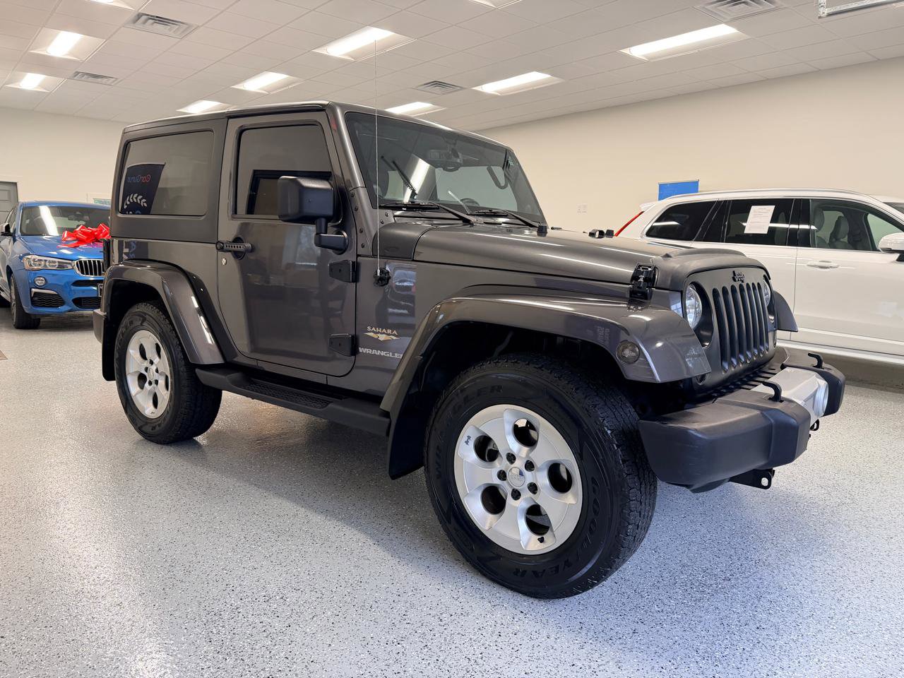 Used 2014 Jeep Wrangler Sahara w/ Connectivity Group AWD/4WD image 10