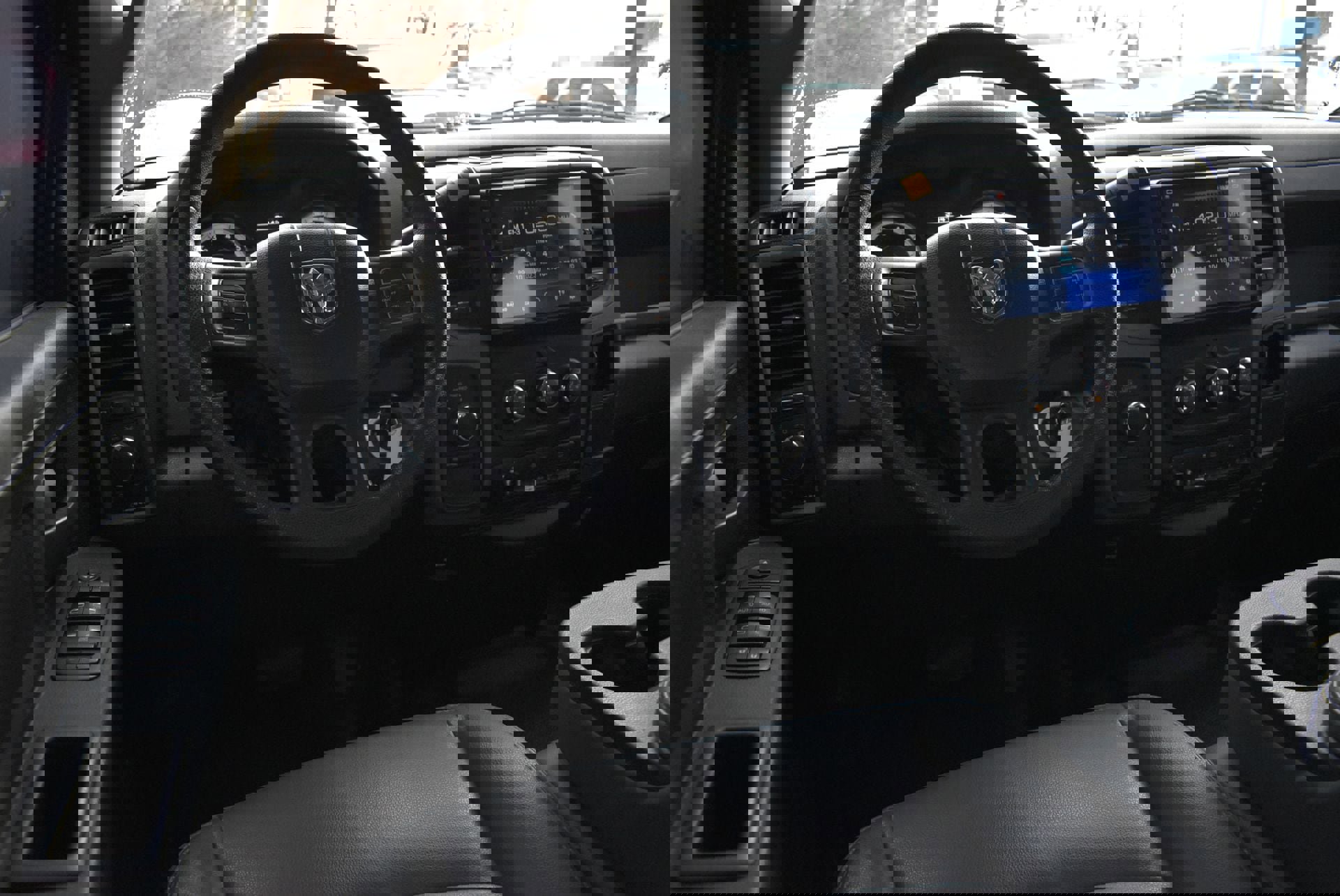 Used 2014 RAM 2500 Tradesman image 13