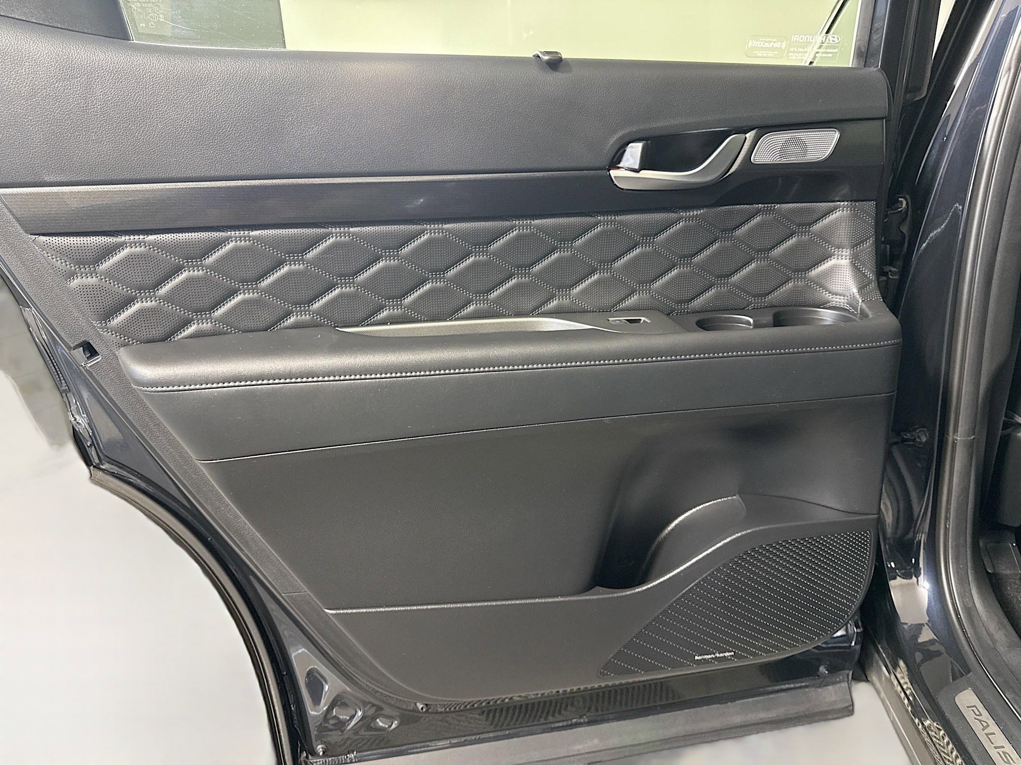 Used 2022 Hyundai Palisade Calligraphy image 26