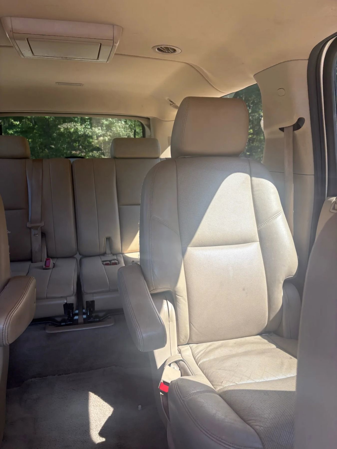 Used 2013 Cadillac Escalade ESV Premium image 37