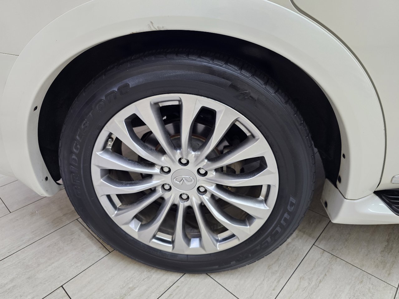 Used 2016 INFINITI QX80 2WD w/ 22" Wheel Package image 41