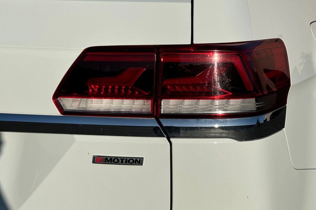 Used 2021 Volkswagen Atlas SE w/ Panoramic Sunroof Package image 24