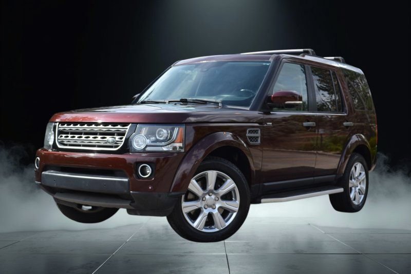 Used 2016 Land Rover LR4 HSE AWD/4WD image 2