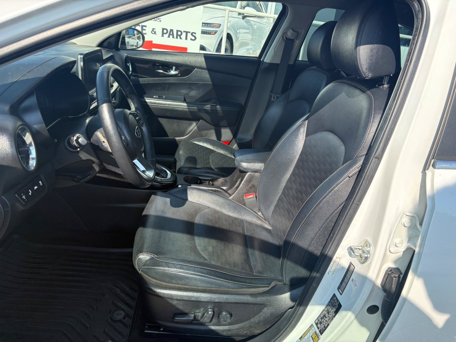 Used 2020 Kia Forte EX FWD image 17