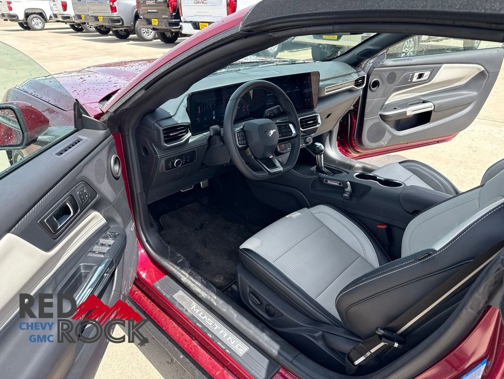 Used 2025 Ford Mustang GT Premium w/ GT Performance Package RWD image 12