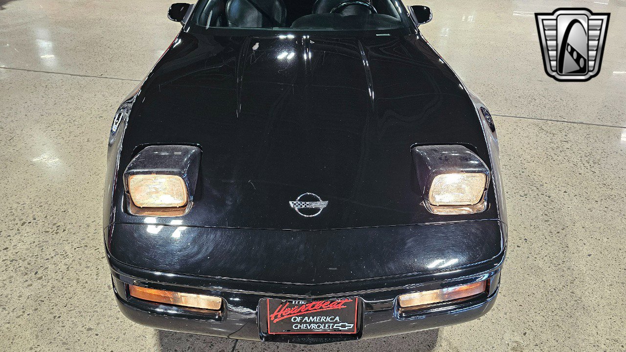 Used 1994 Chevrolet Corvette Convertible image 8