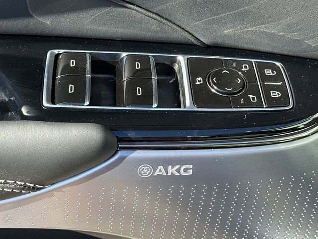 New 2026 Cadillac Lyriq V image 10