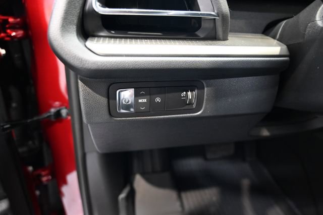 Used 2026 Chevrolet Traverse LT w/ LPO, Floor Liner Package FWD image 24
