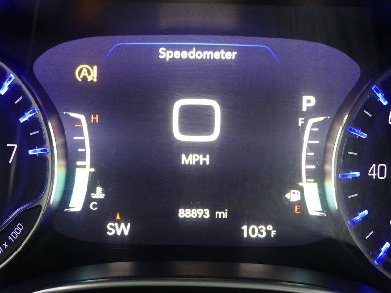 Used 2018 Chrysler Pacifica Touring-L Plus FWD image 32