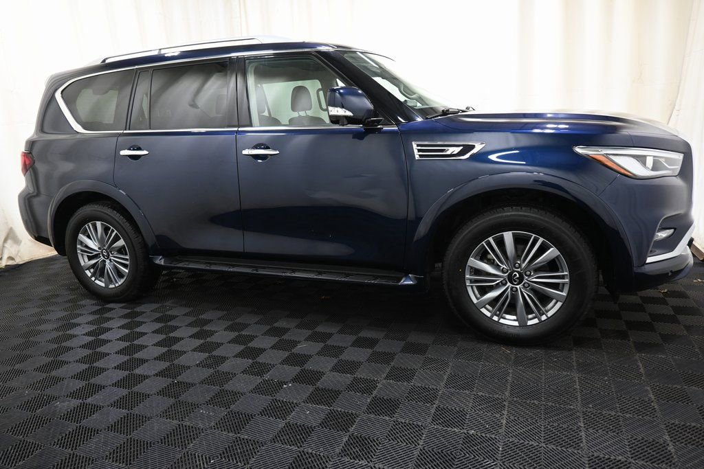 Used 2024 INFINITI QX80 Luxe image 11