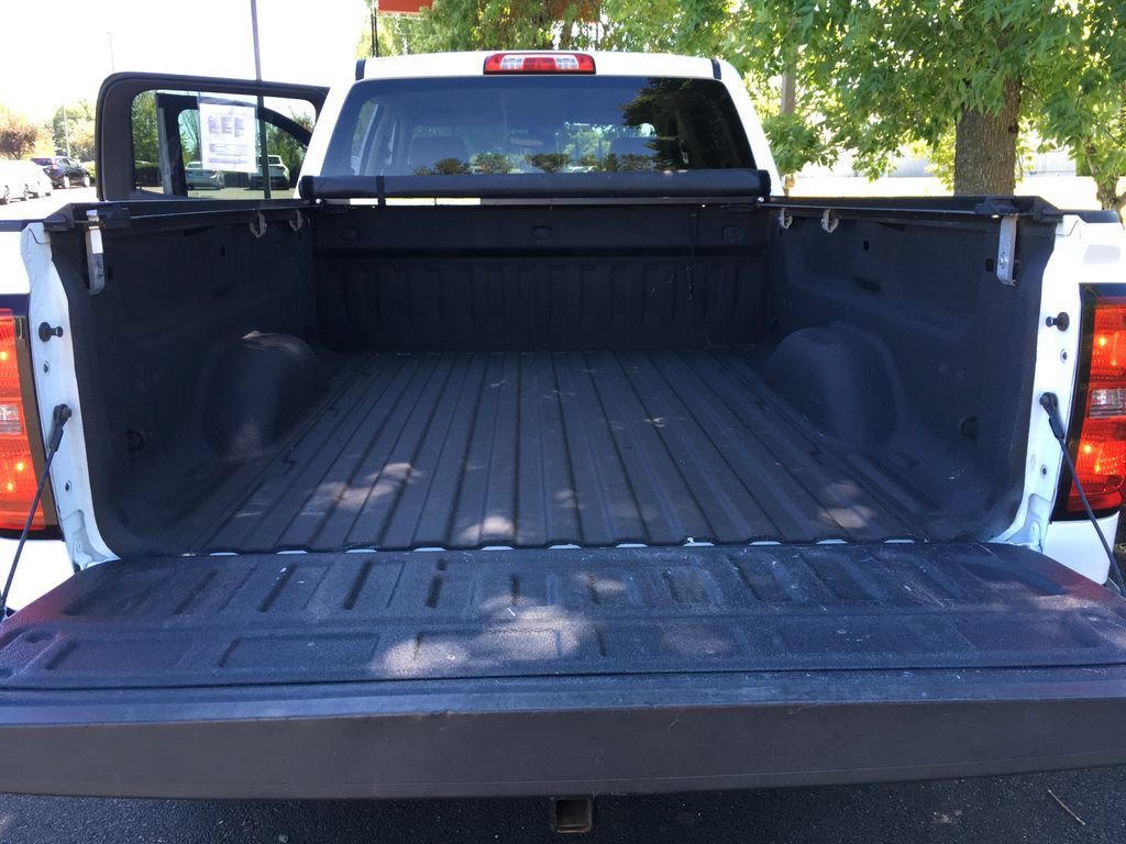 Used 2017 Chevrolet Silverado 1500 LT w/ All Star Edition AWD/4WD image 35