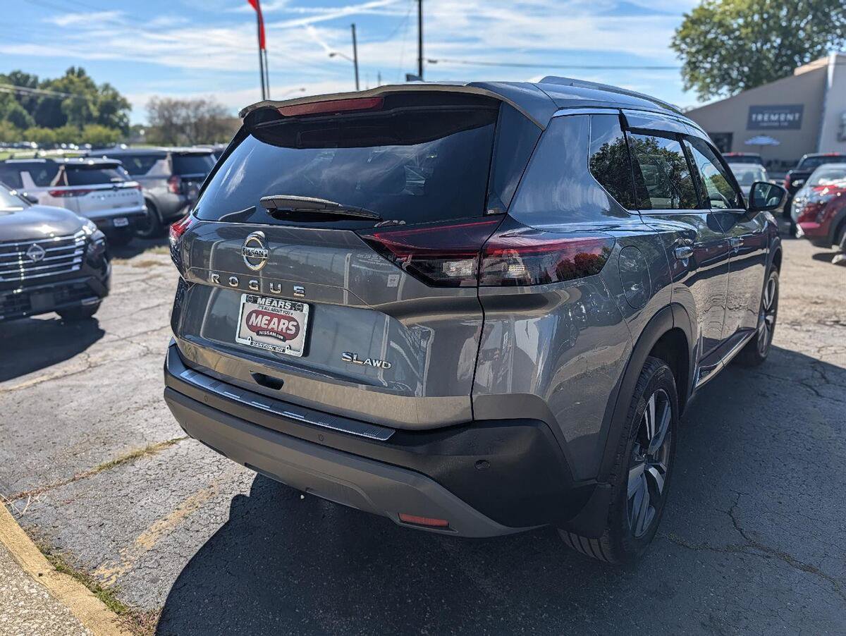 Used 2021 Nissan Rogue SL w/ Premium Package AWD/4WD image 11