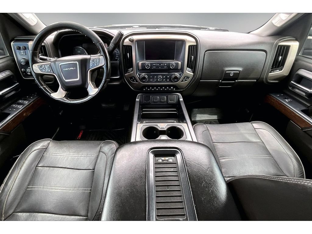 Used 2018 GMC Sierra 3500 Denali w/ Duramax Plus Package AWD/4WD image 8