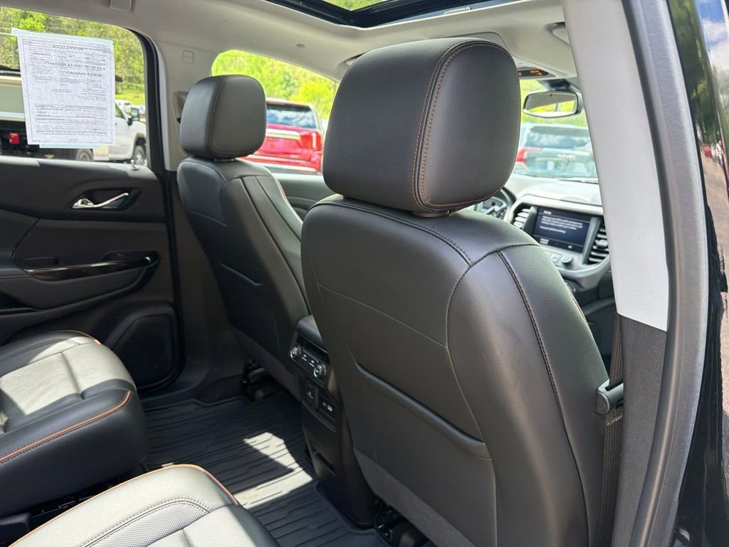 Used 2023 GMC Acadia AT4 w/ Trailering Package AWD/4WD image 32