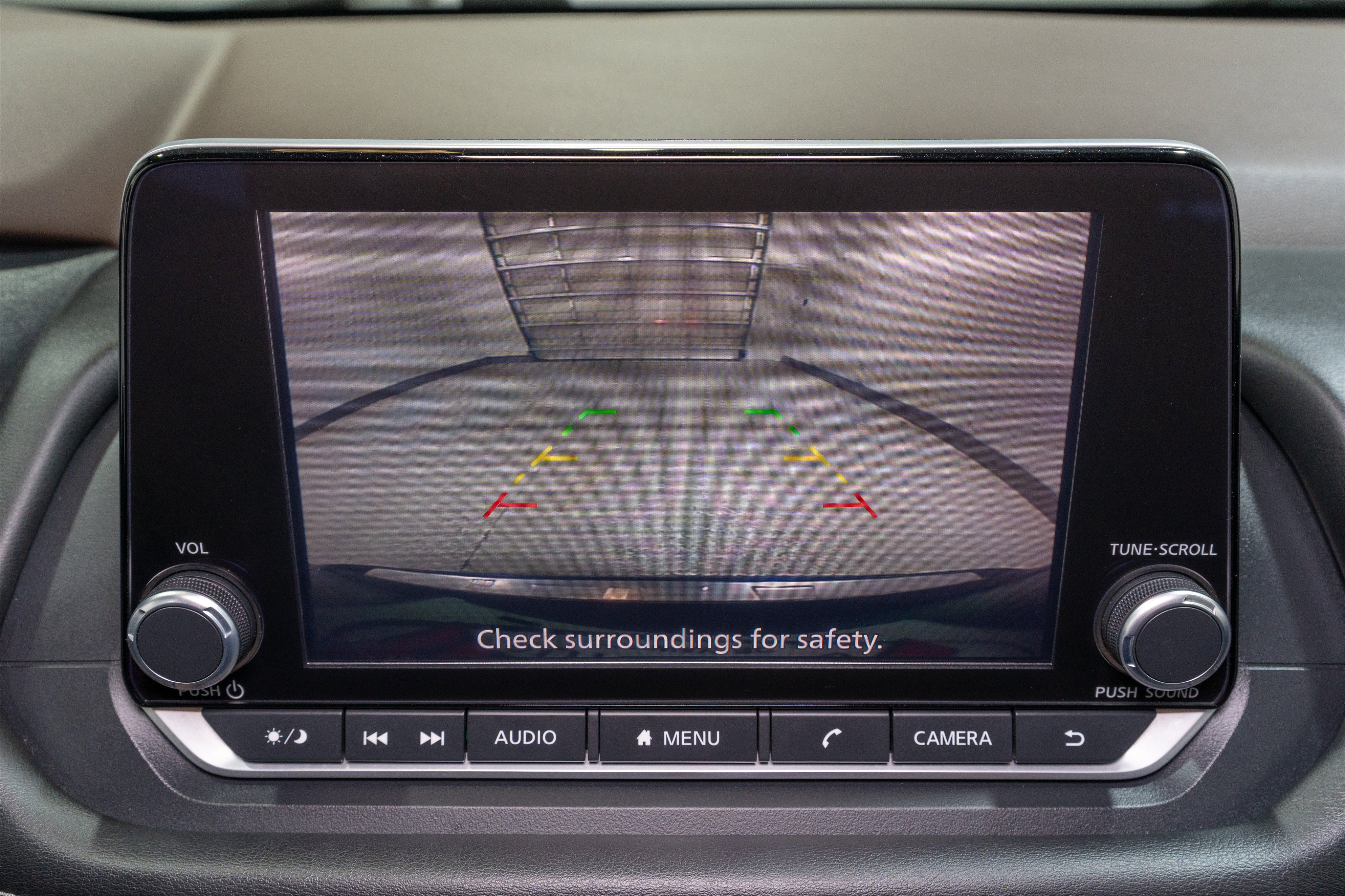 Used 2022 Nissan Rogue SV FWD image 18