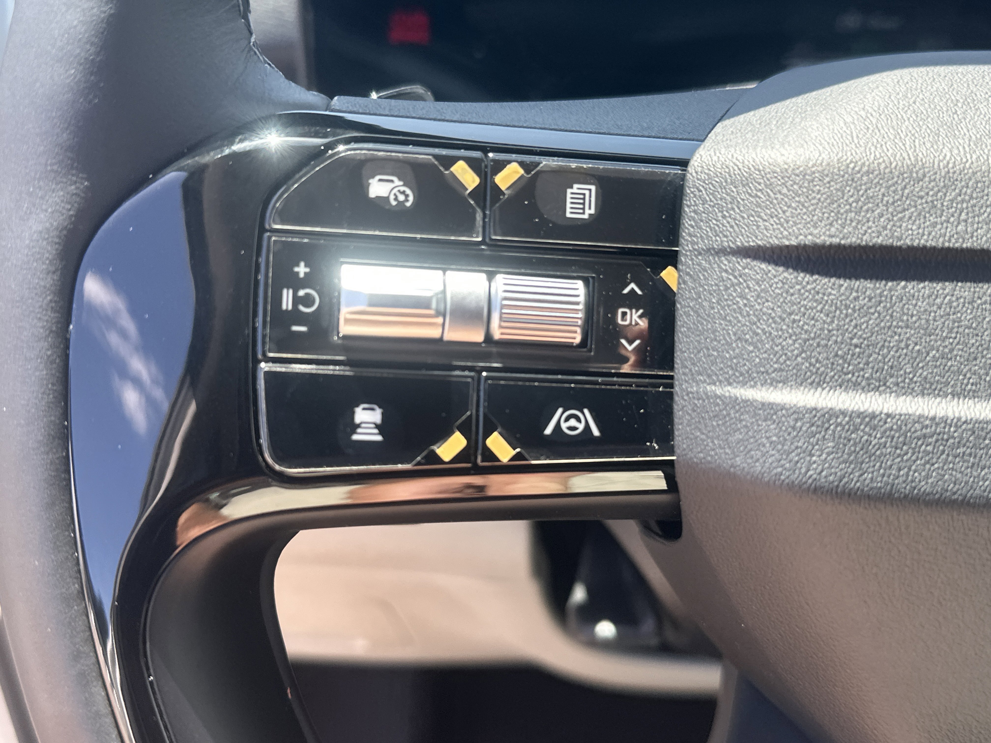 New 2026 Kia Sorento EX image 22