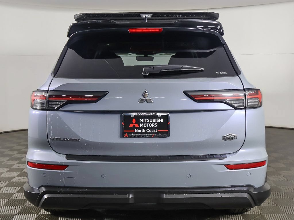 New 2026 Mitsubishi Outlander AWD image 14