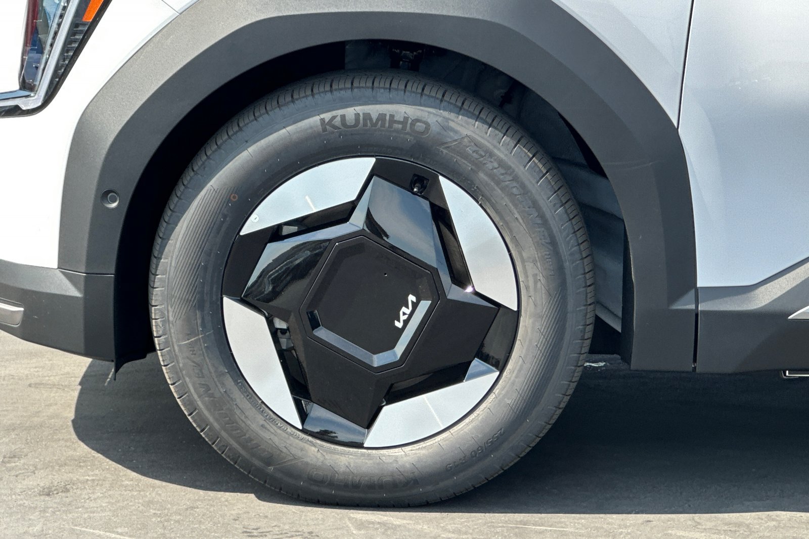 New 2026 Kia EV9 Wind AWD/4WD image 25